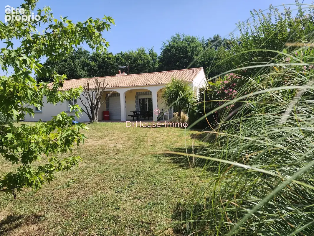 Maison 4 pièces 120 m² à vendre à Grosbreuil (85440) - photo 4