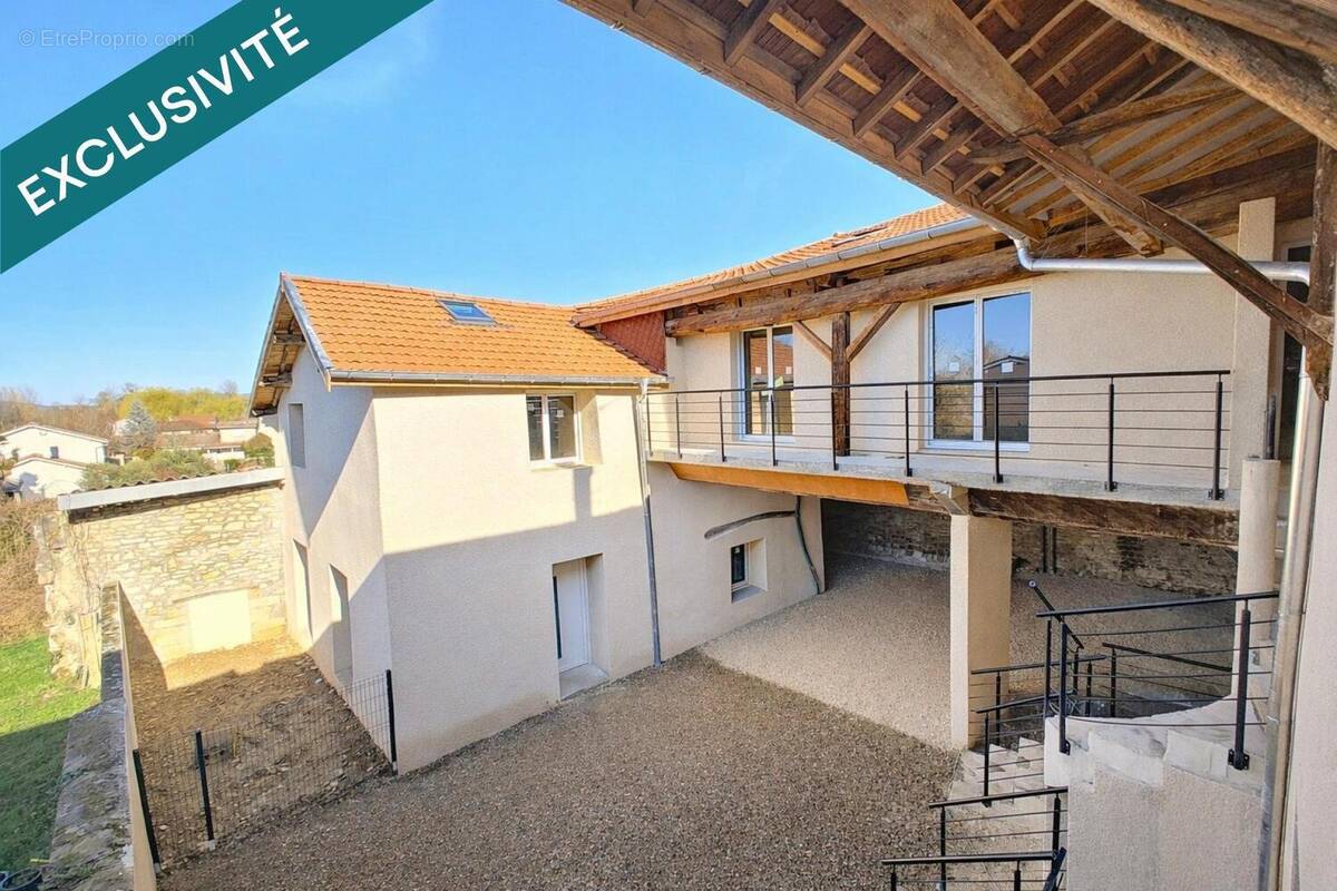 Photo 1 - Appartement à LA VERPILLIERE