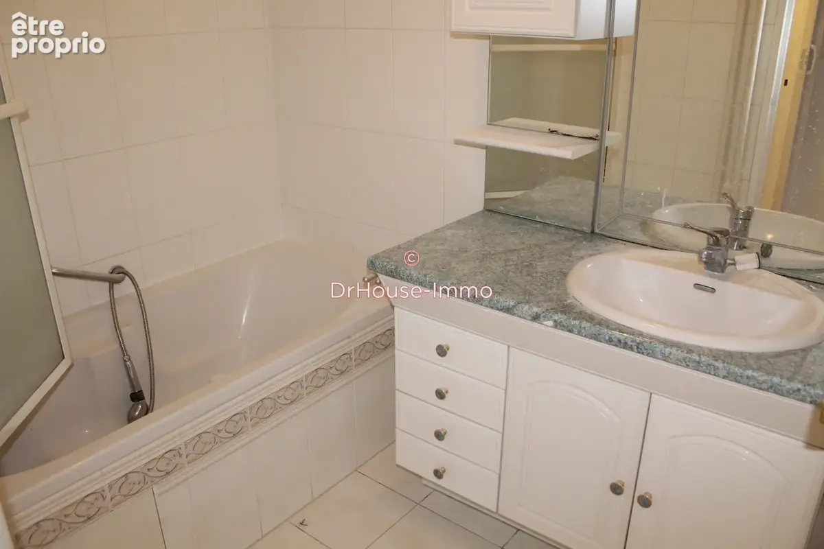 Appartement 4 pièces 80 m² à vendre à Angouleme (16000) - photo 13