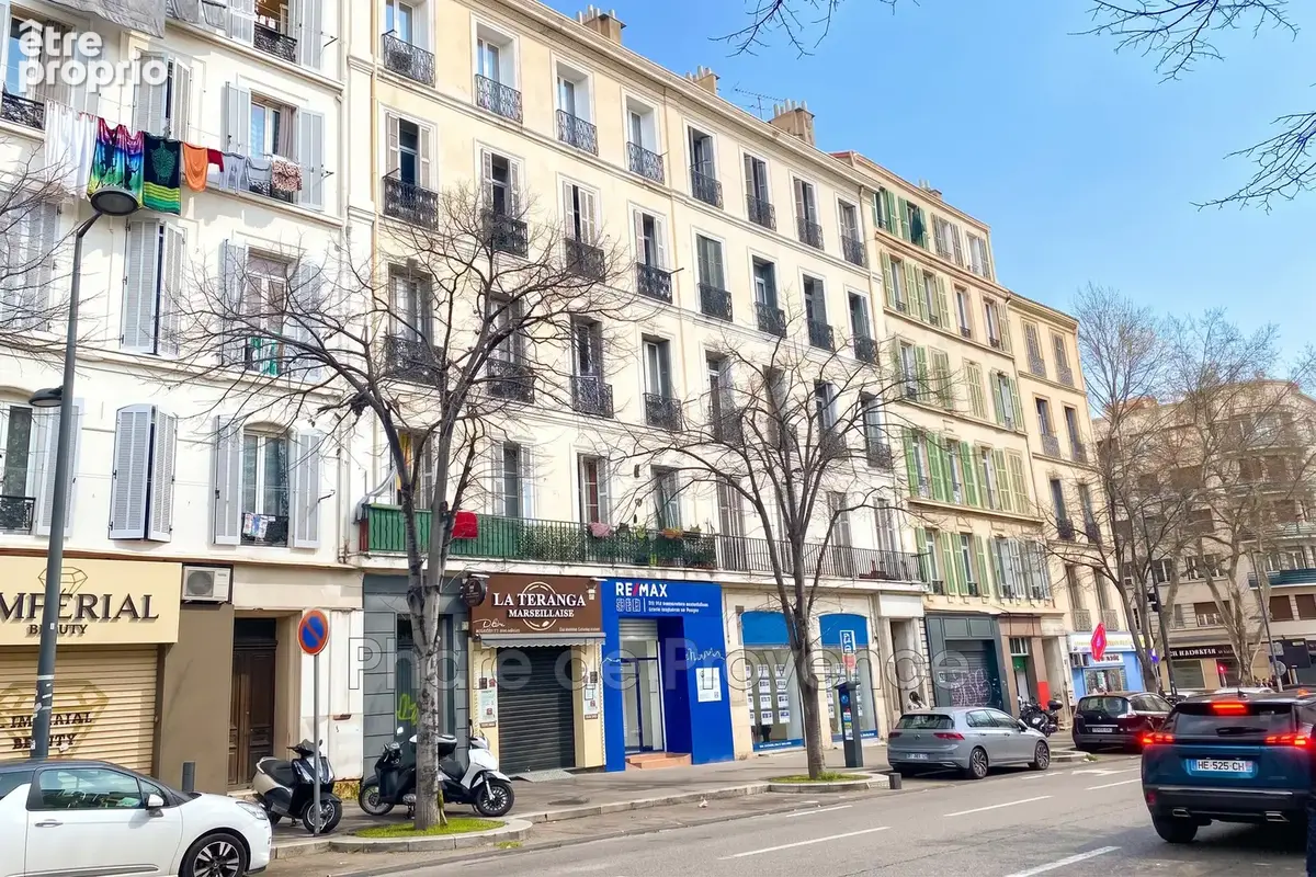 Appartement à MARSEILLE-2E