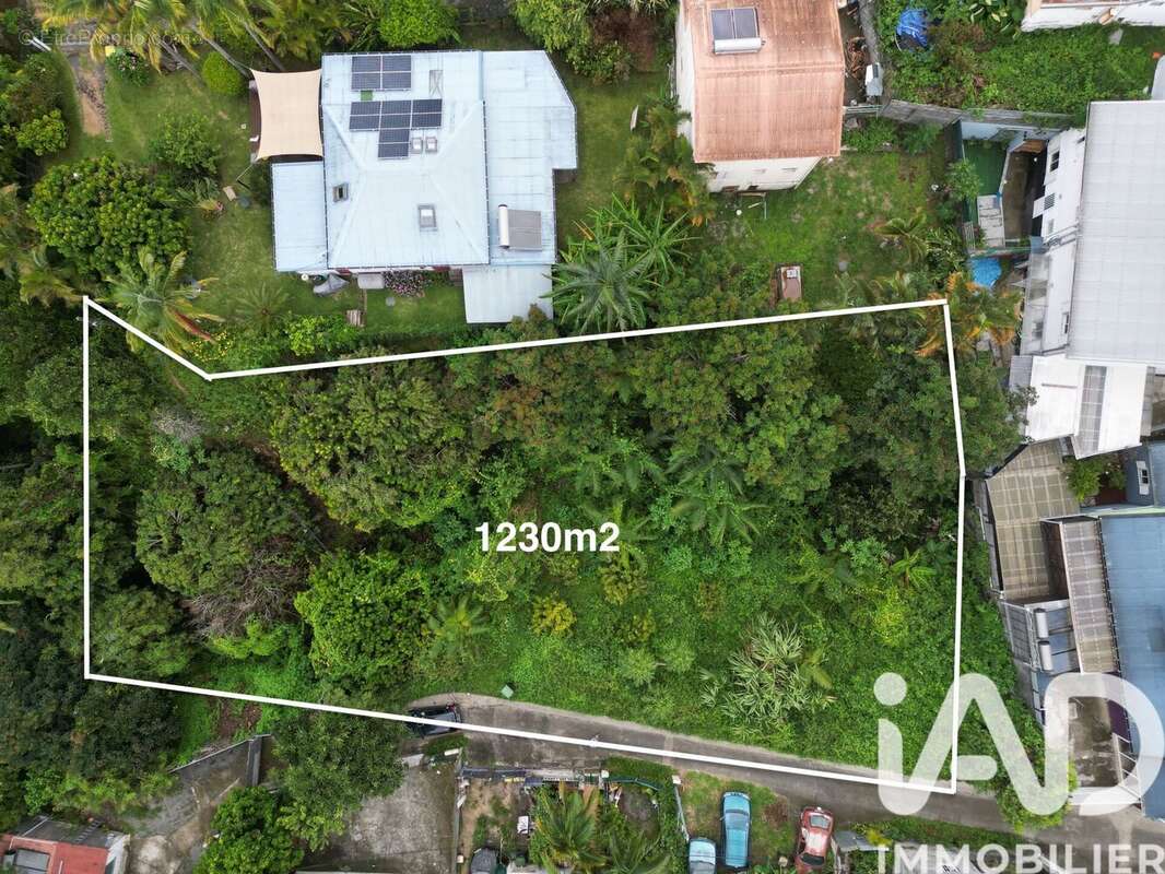 Photo 5 - Terrain à LE TAMPON