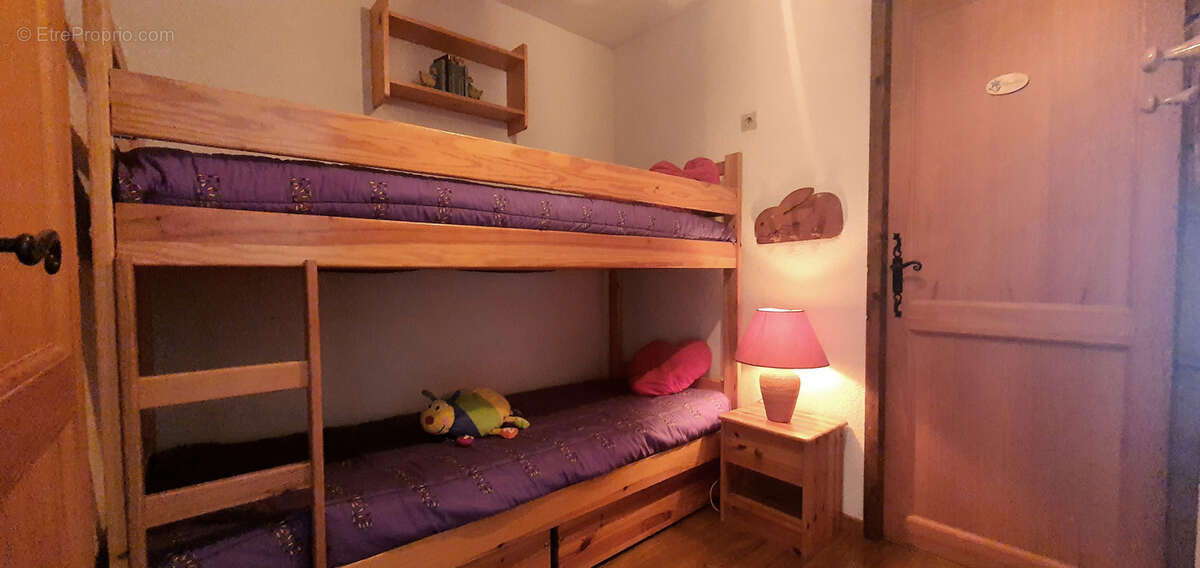 Appartement à MORILLON