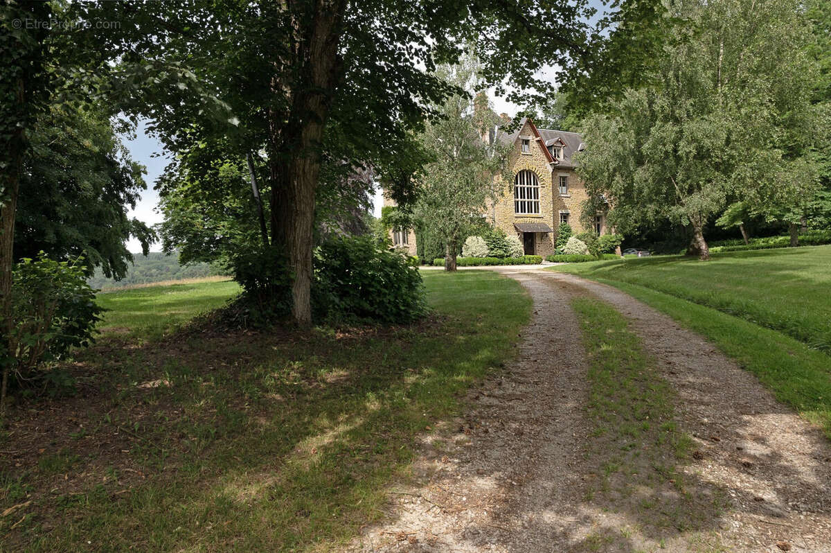 Autre à MAYENNE