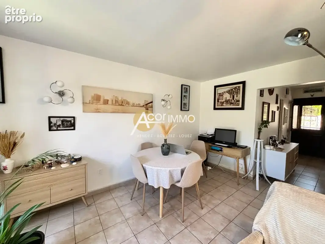 La Seyne-Sur-Mer Maison/villa  5 pièces + garage - Quartier Saint-Jean - photo 4