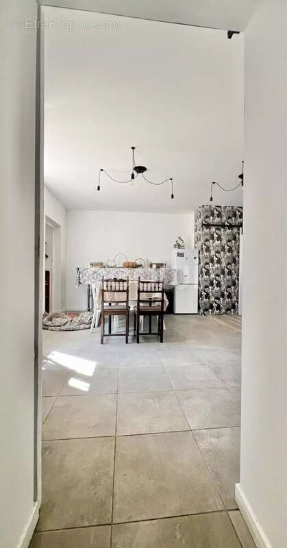 Maison à SAINT-AGOULIN