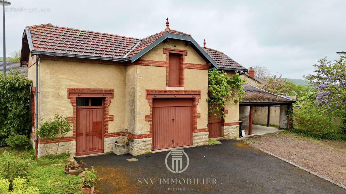 Maison à SAINT-AMAND-MONTROND