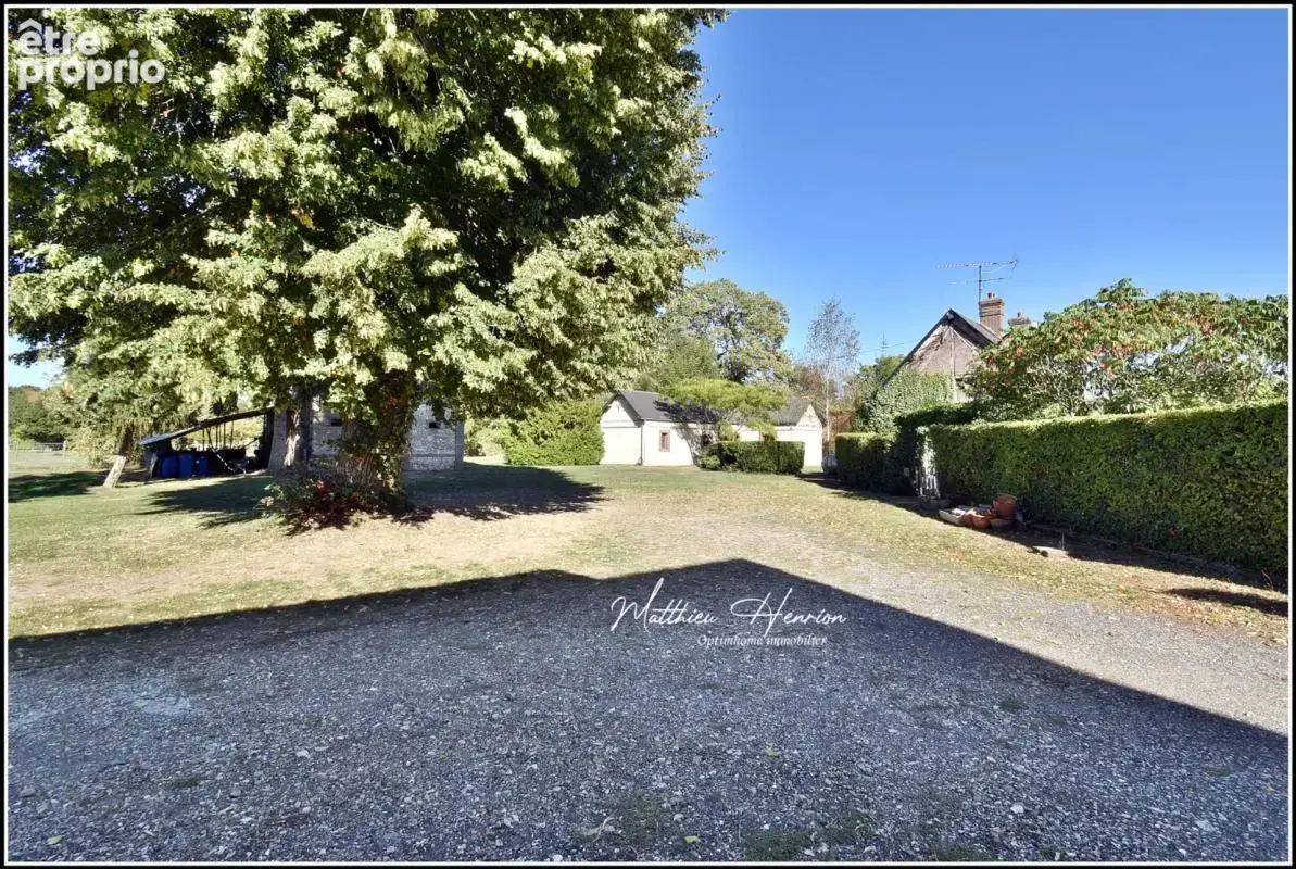 Les baux-sainte-croix – ancien corps de ferme, deux maisons et 300 m² de dépendances sur plus d’un hectare - photo 9