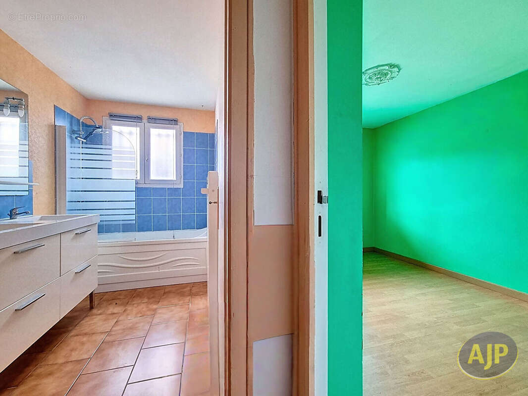 Maison à SAINT-MEDARD-EN-JALLES