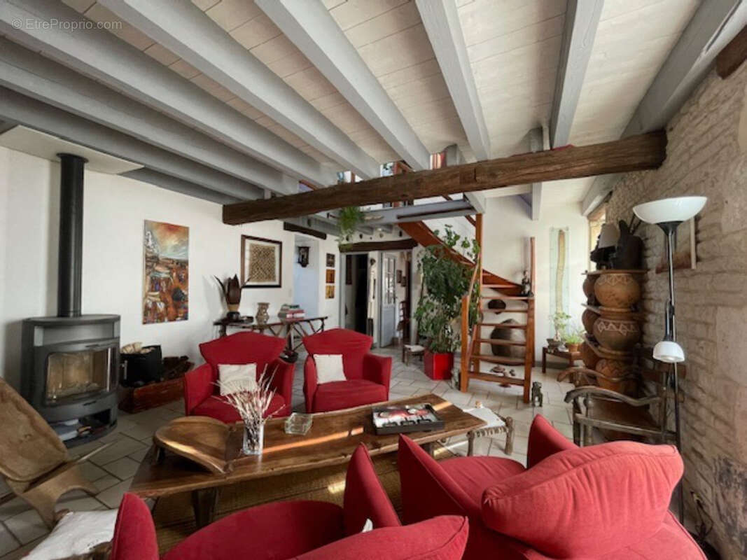 Maison à SAINT-SAUVEUR-D&#039;AUNIS