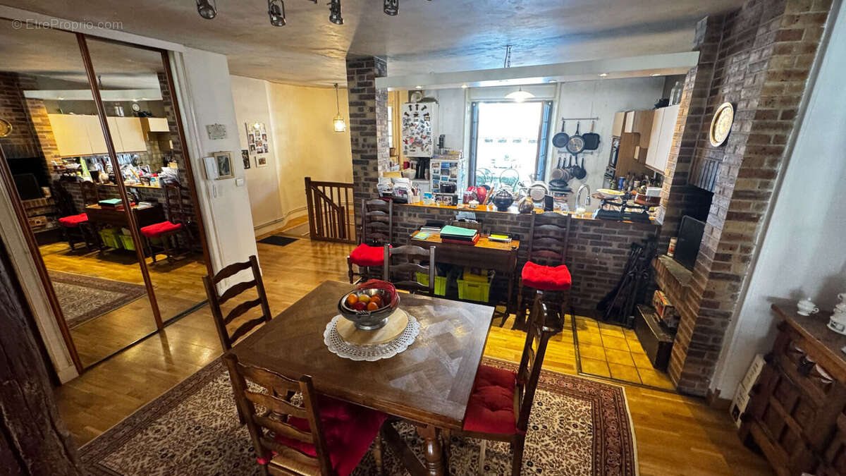Appartement Crepy En Valois - 6 pièce(s) - 154 m2 - Belle terrasse - photo 2