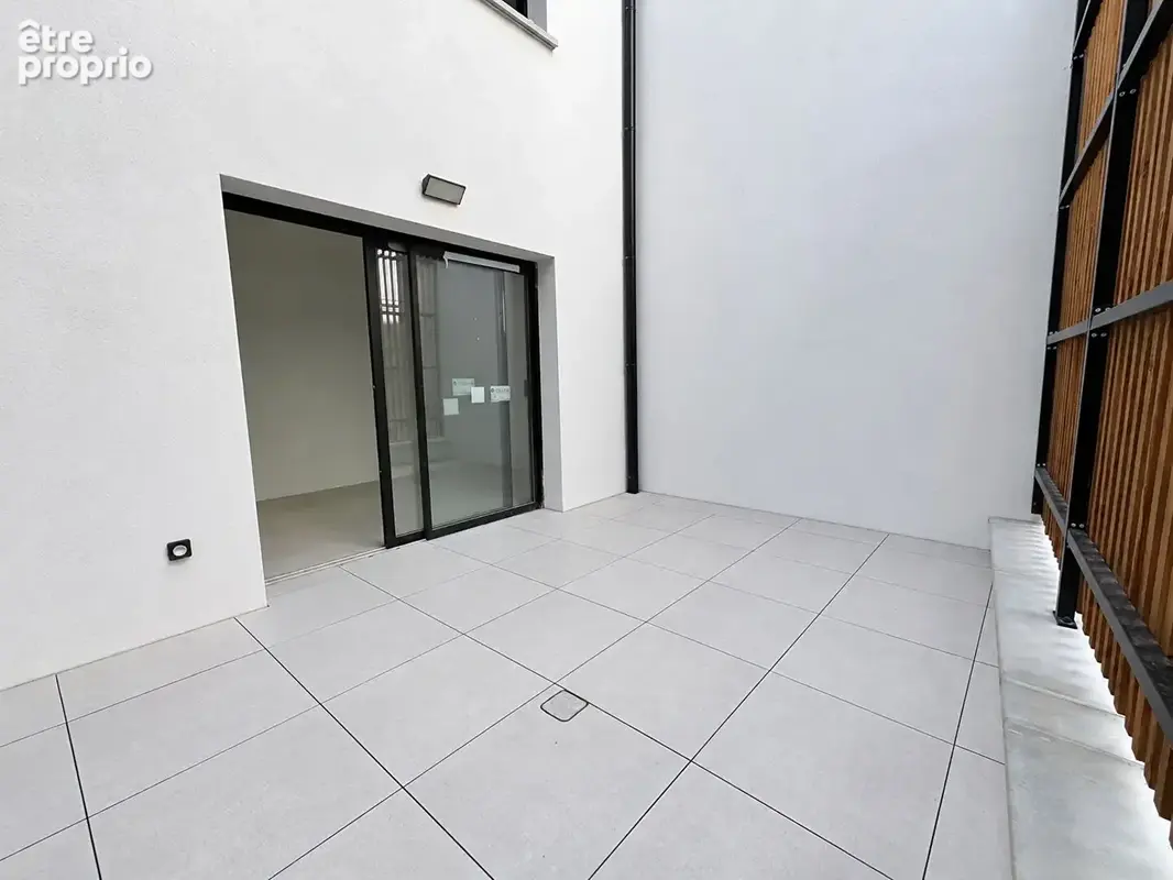 Appartement  5 pièces 105m² + 2 Balcons + Patio + Jardin + 2 parkings sous-sol ! POUVOURVILLE - photo 4