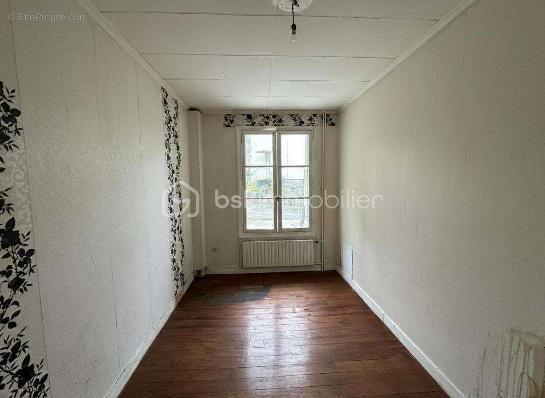 Appartement à MORTAIN