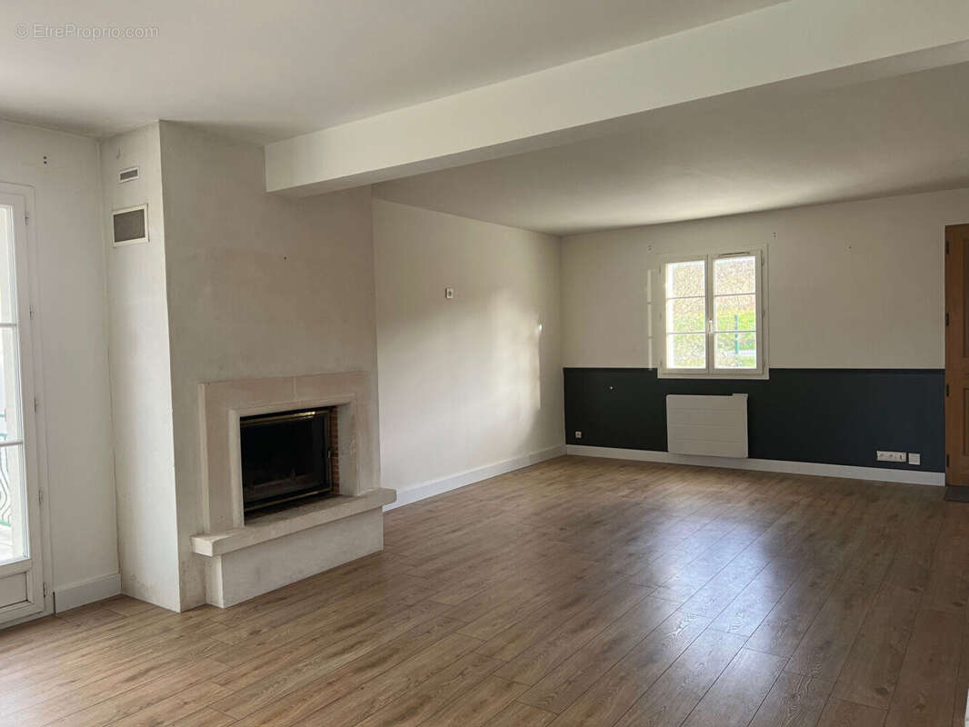 Maison à VERNOU-SUR-BRENNE