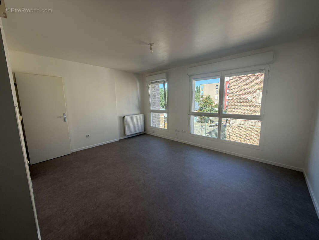 Amiens secteur quai de la somme : tres bel appartement t2 de 43.22 m2 avec parking en sous-sol - photo 4