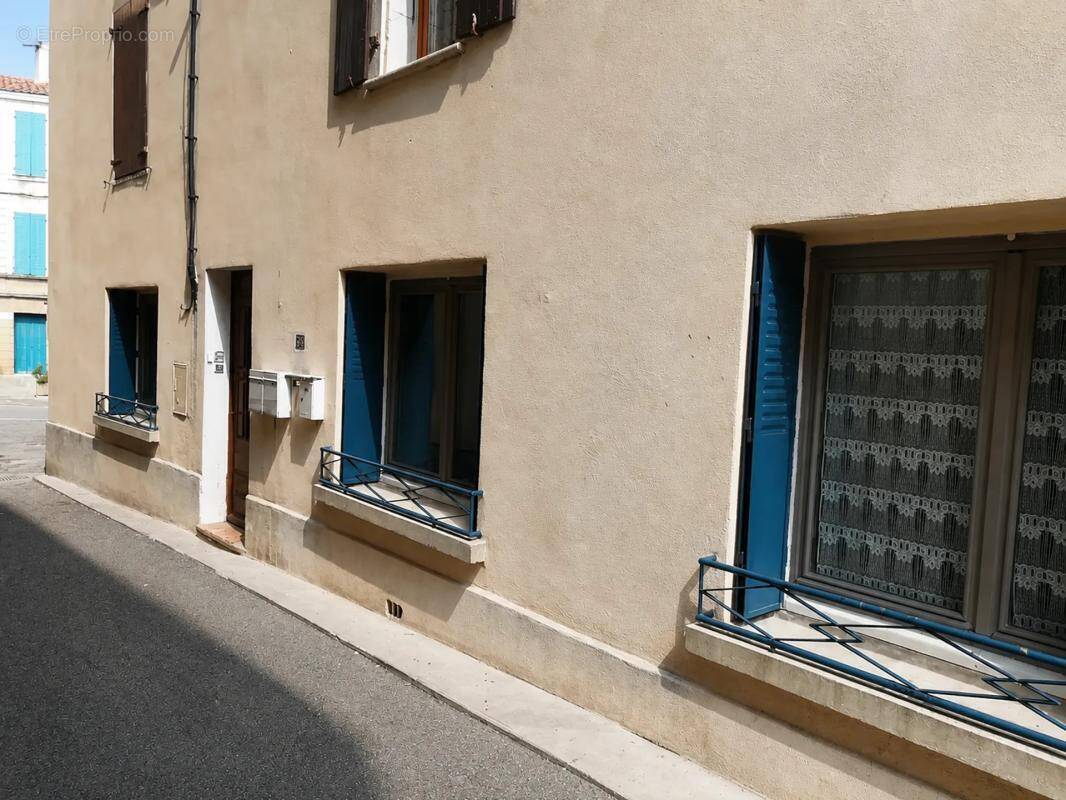 Appartement à MALAUCENE