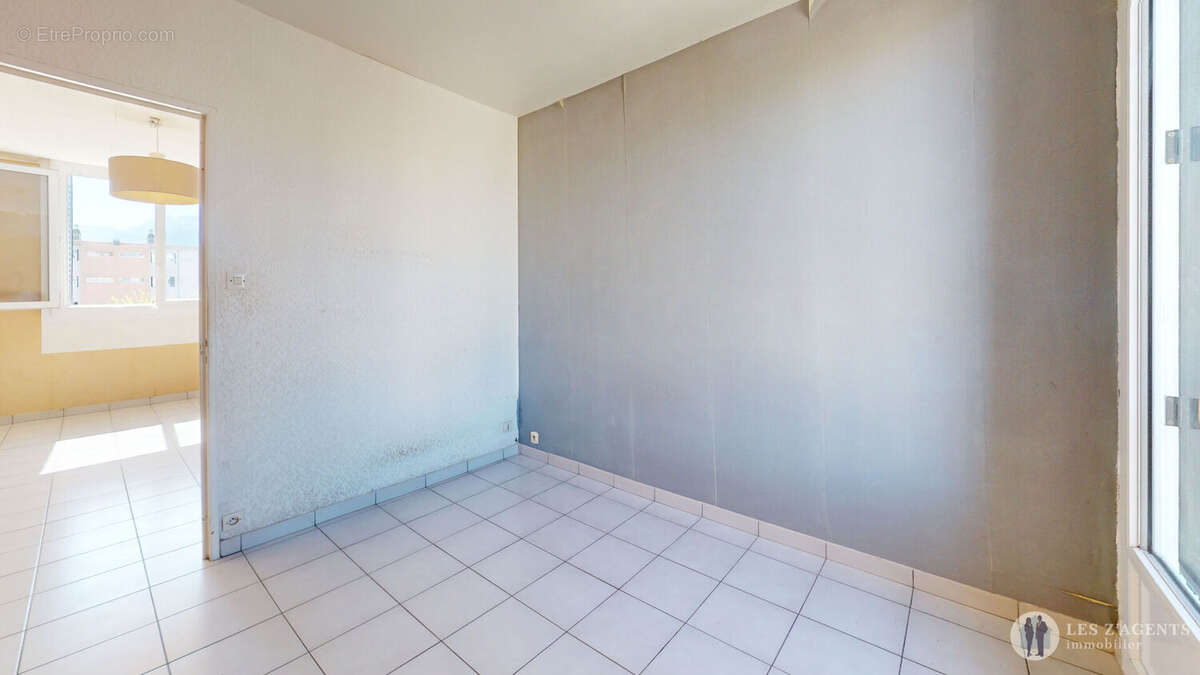 Appartement à SAINT-MARTIN-D&#039;HERES