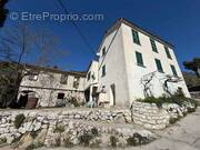 Appartement à LA TURBIE