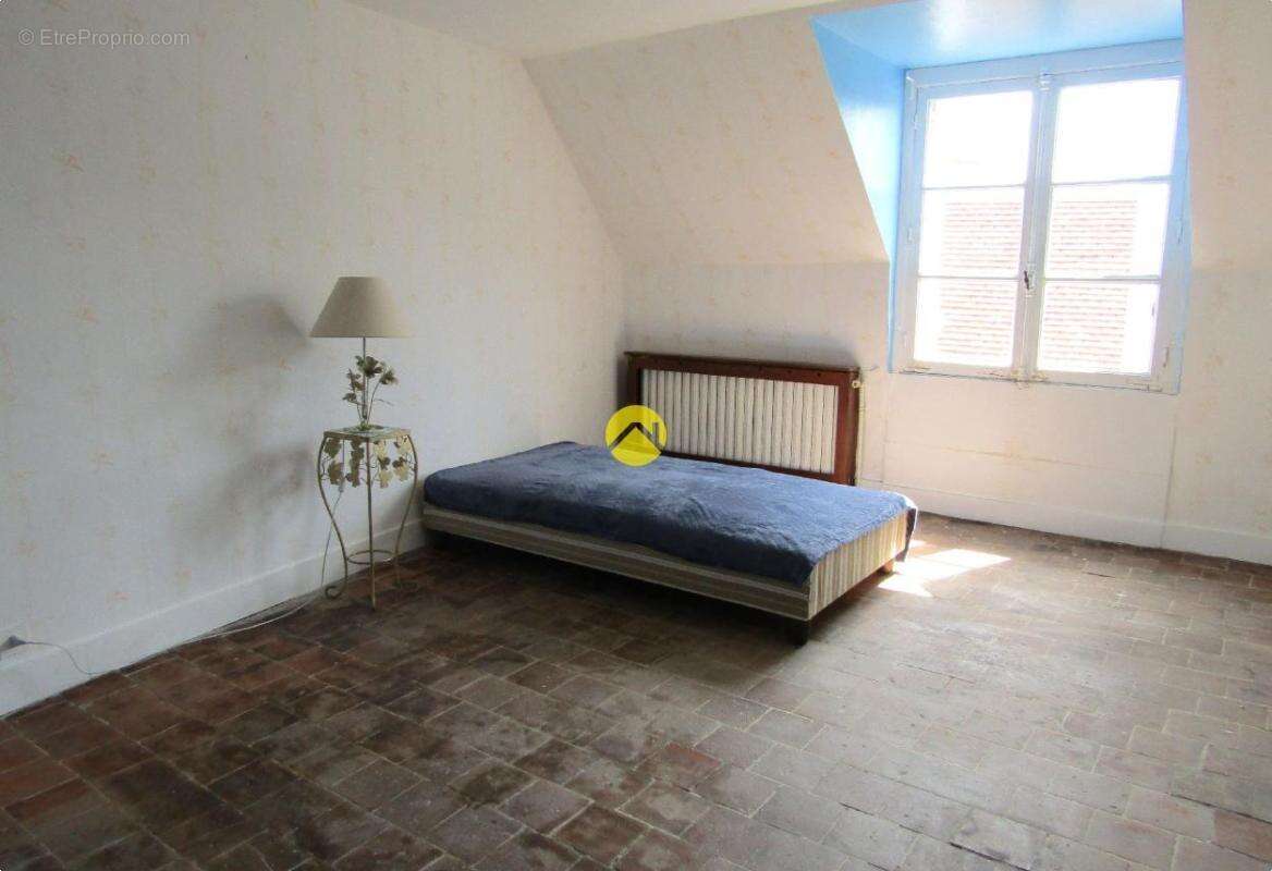 Maison à MONTRICHARD