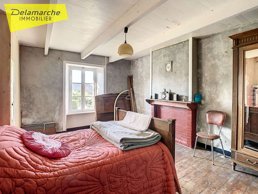 Maison à BRICQUEVILLE-SUR-MER