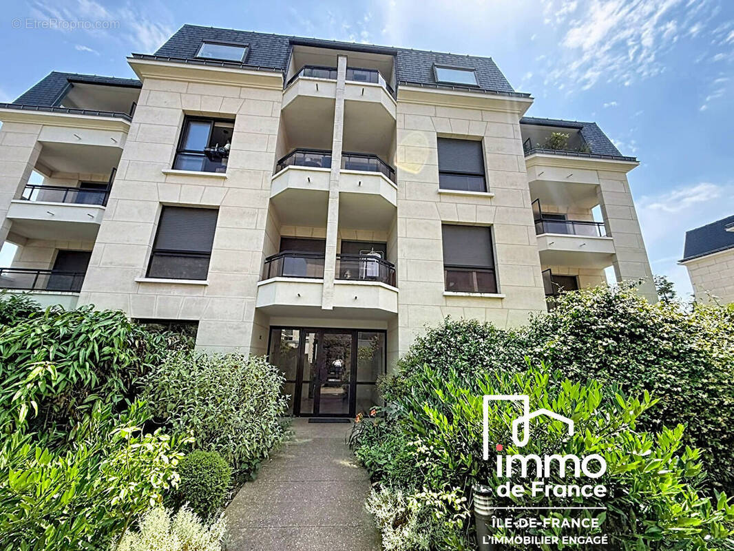Appartement à LE PERREUX-SUR-MARNE