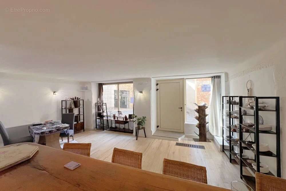 Appartement à MONTAUROUX