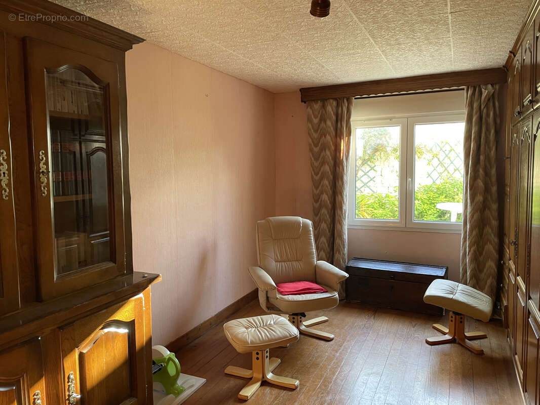 Maison à CROIX-CHAPEAU