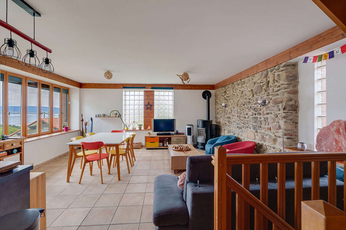 Maison Lugrin 4 pièces 83,32m² au calme - photo 2