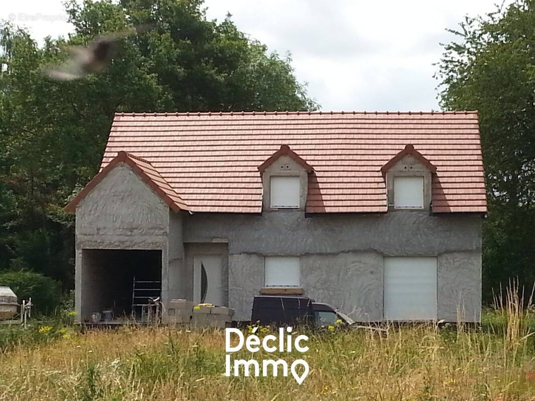 Maison à TRACY-SUR-LOIRE