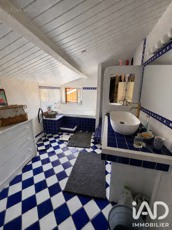 Maison 200 m² à Ennezat  - photo 9
