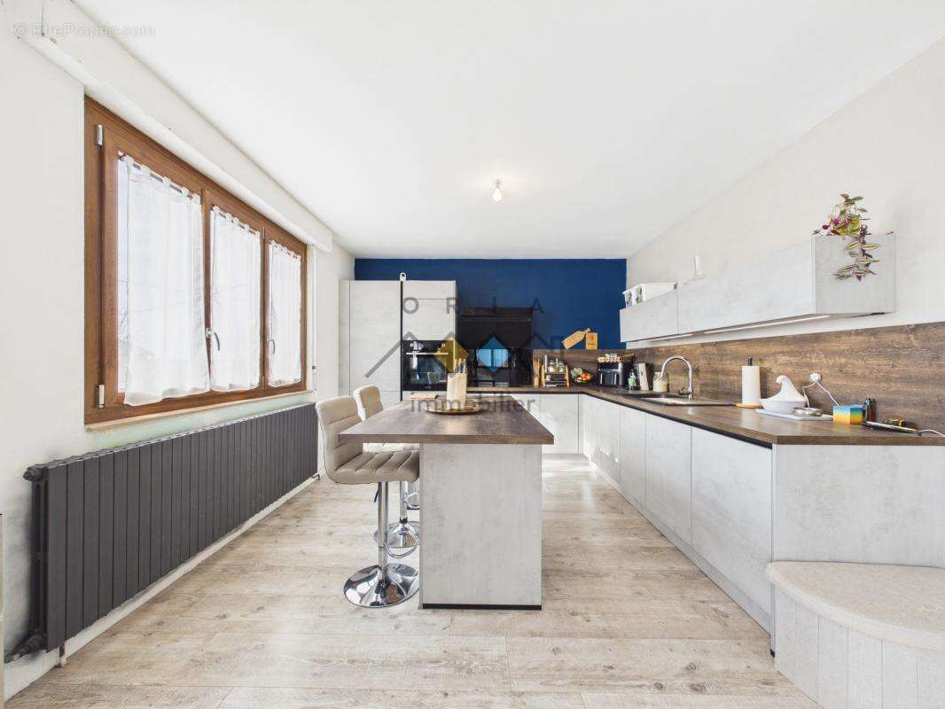 Maison à FEY-EN-HAYE