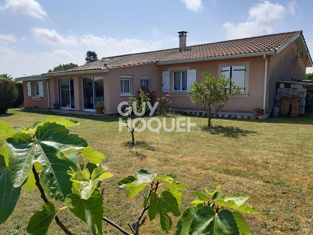 Maison à CUSSAC-FORT-MEDOC