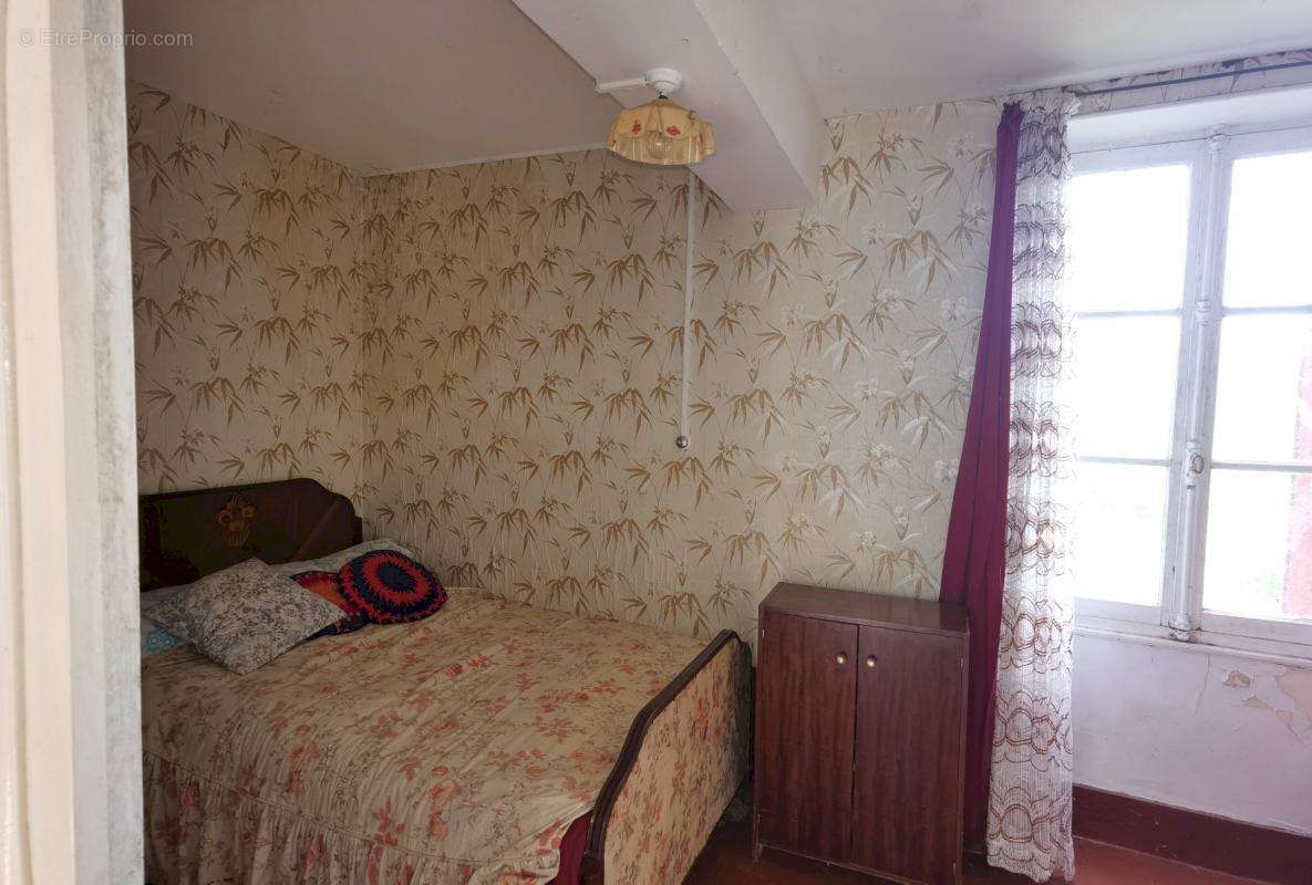 Maison à BRINON-SUR-BEUVRON