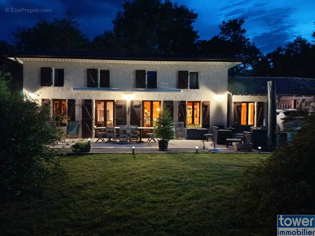 Maison à MOUSTEY