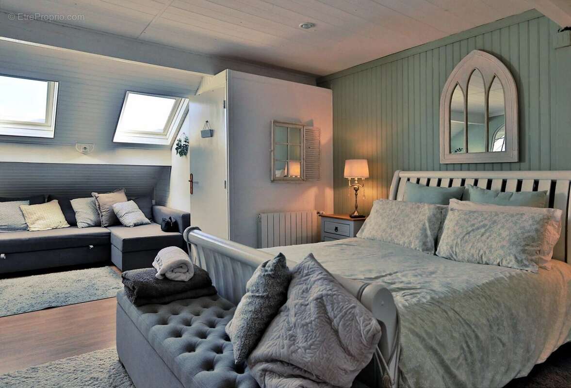 Maison à AURIONS-IDERNES