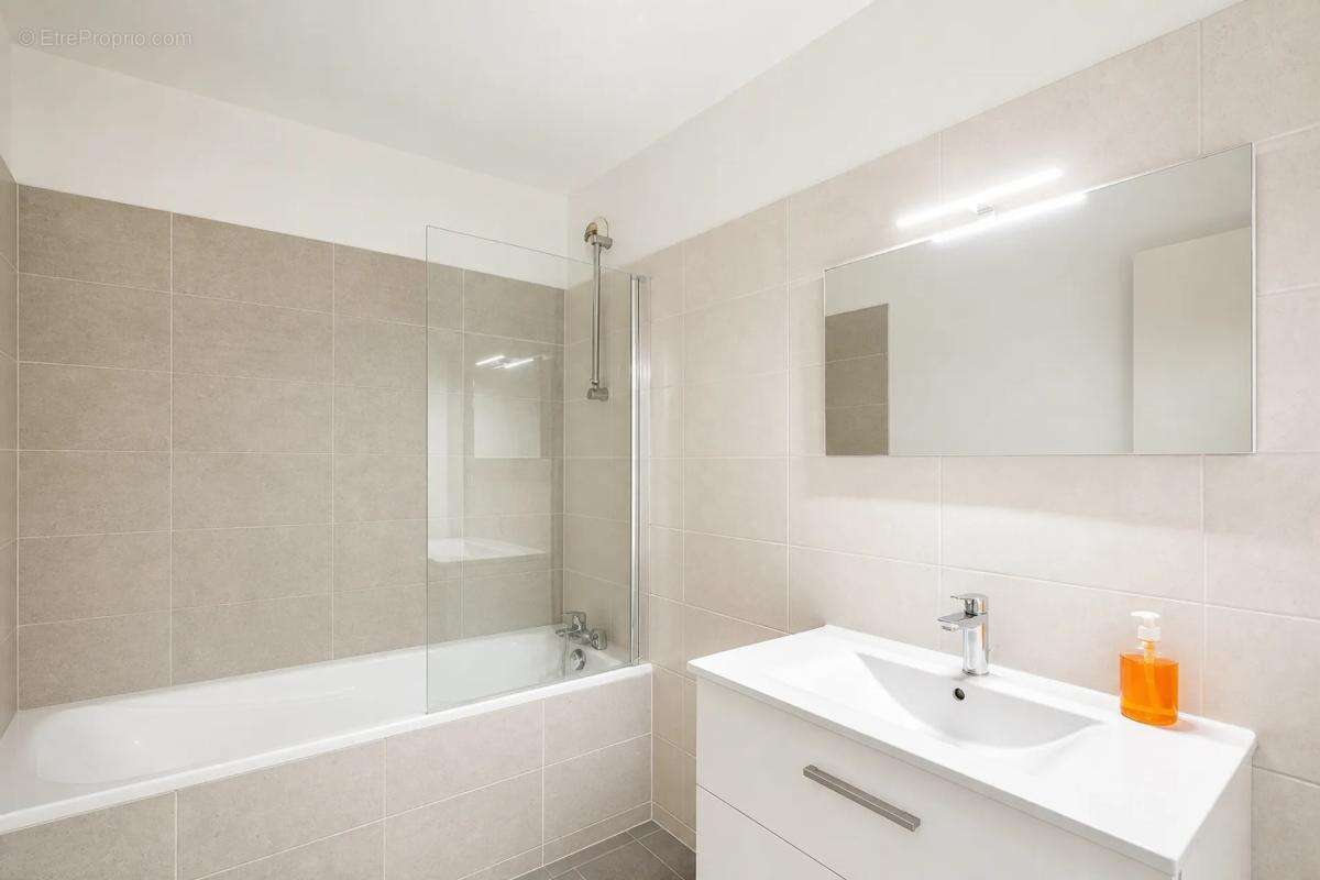 Appartement de 4 pièces de 87 m² à Lyon 3 - photo 10
