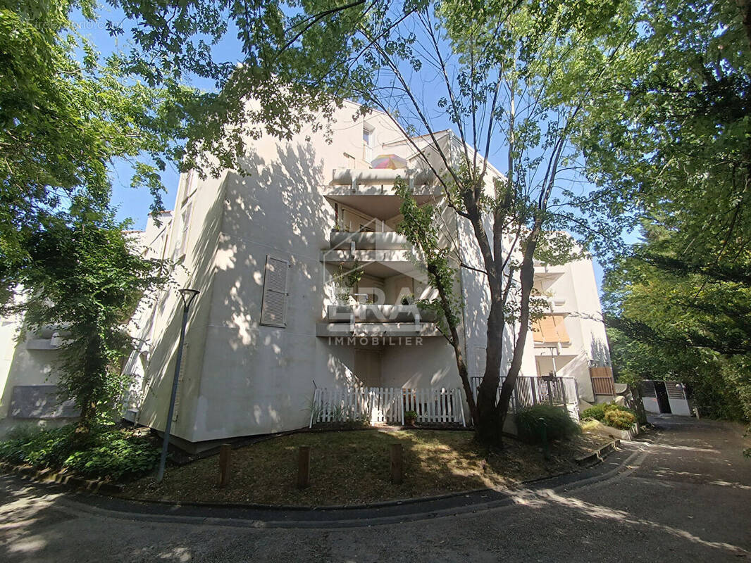 Appartement à LE BOUSCAT