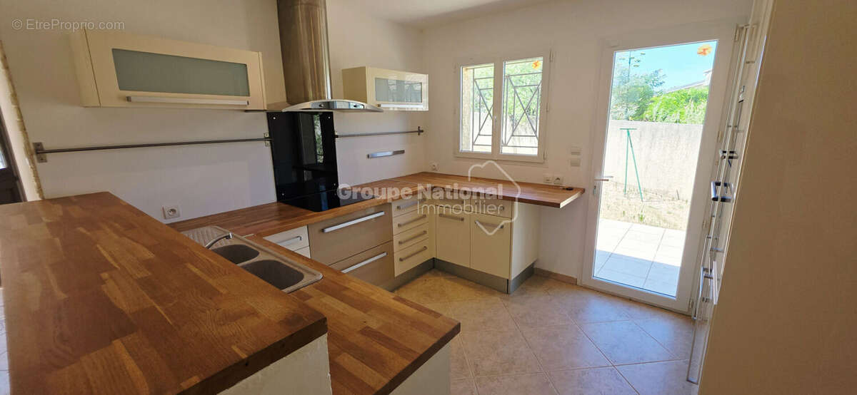 Maison de plain-pied avec piscine, 4 chambres,  Sabran - photo 3