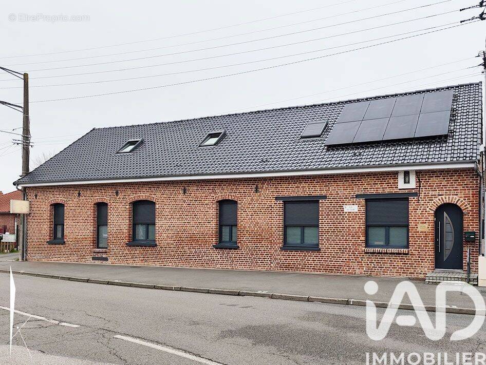 Photo 1 - Maison à RICHEBOURG