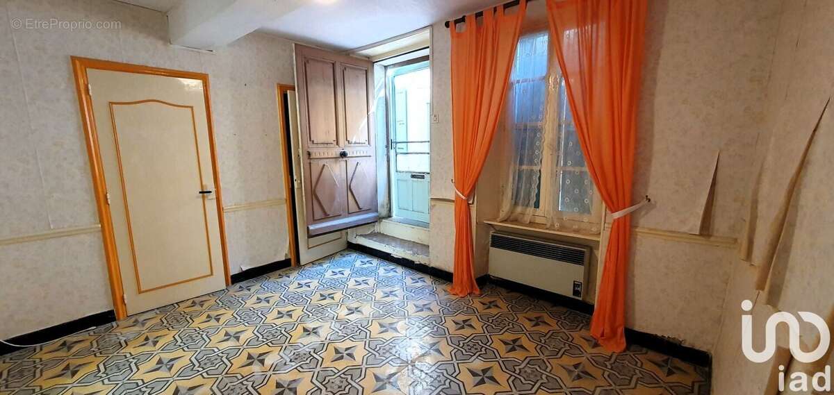 Photo 2 - Maison à SAINT-LAURENT-DE-LA-CABRERISSE