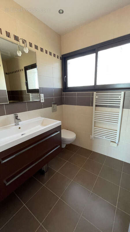 Maison à LA VILLE-DIEU-DU-TEMPLE