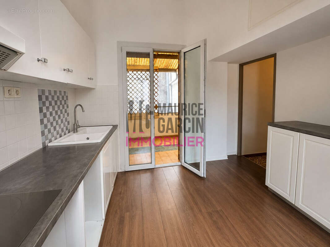 Appartement 70 m² à Carpentras  - photo 6