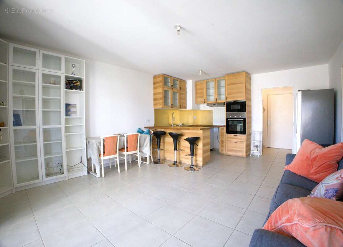 Appartement à MARSEILLE-9E