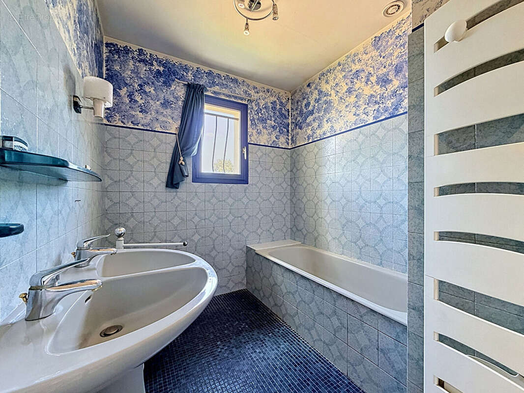 Maison à DOUE-LA-FONTAINE