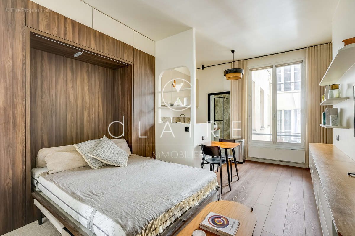 Appartement à PARIS-3E