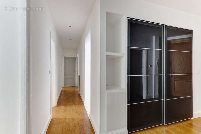 Appartement familial de caractère de 107,69 m² – 4 pièces – Clermont-Ferrand (63) – Secteur Massillon - photo 7