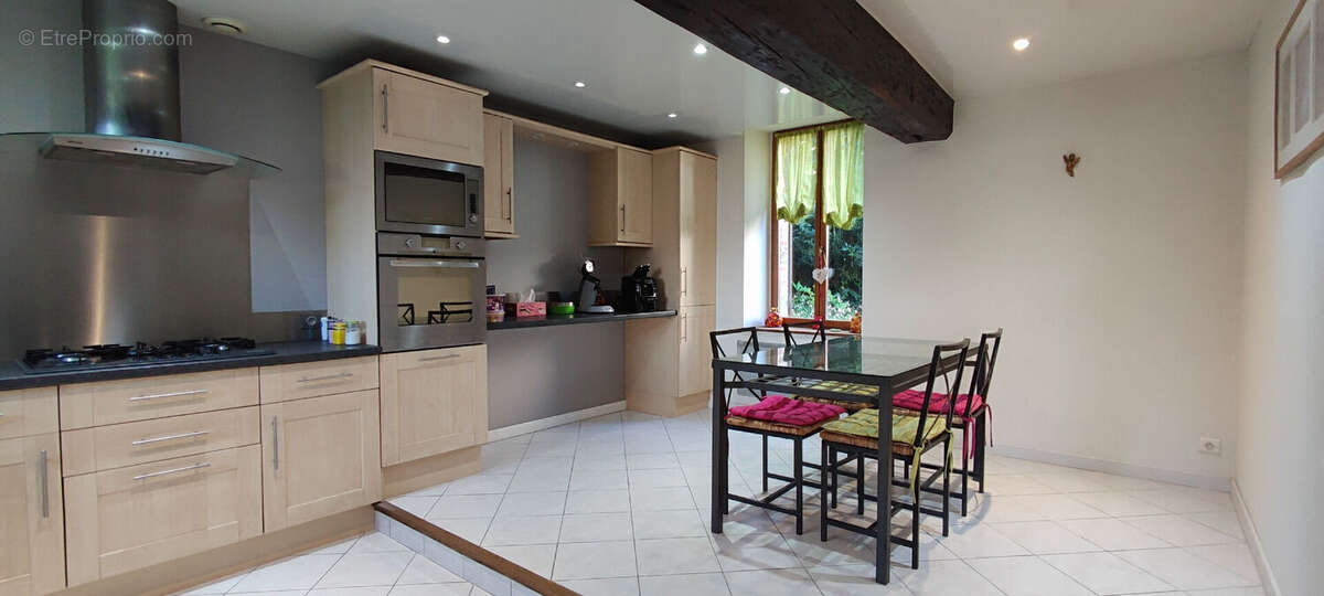 Maison à SAINT-VALERIEN