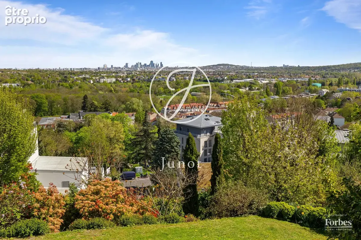 Marly-le-Roi - EST - Maison - 5 chambres - 357m² - Terrain 1 641m² - Vue panoramique. - photo 6
