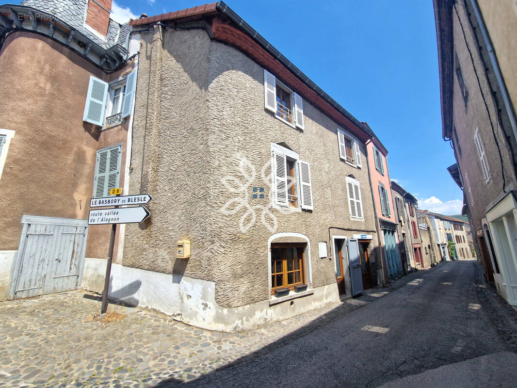 Maison à BLESLE