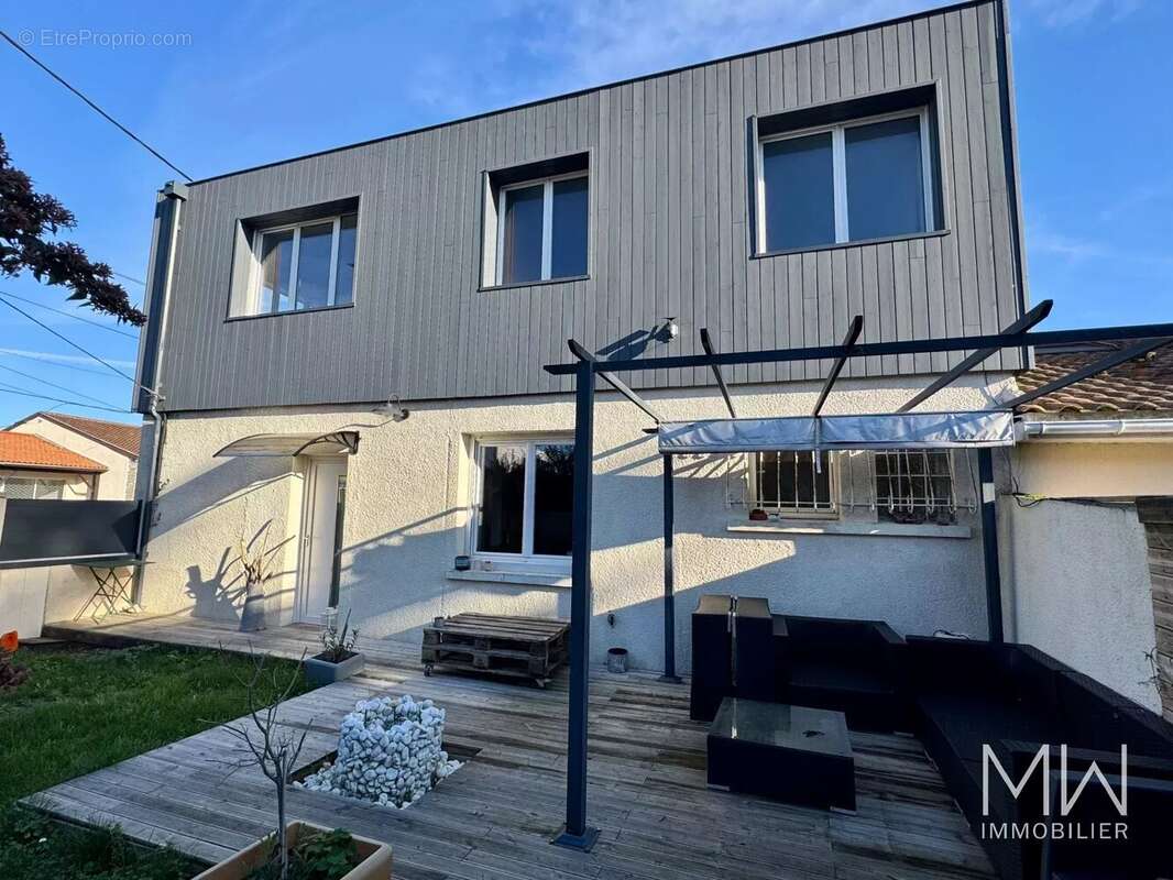 Maison à MERIGNAC