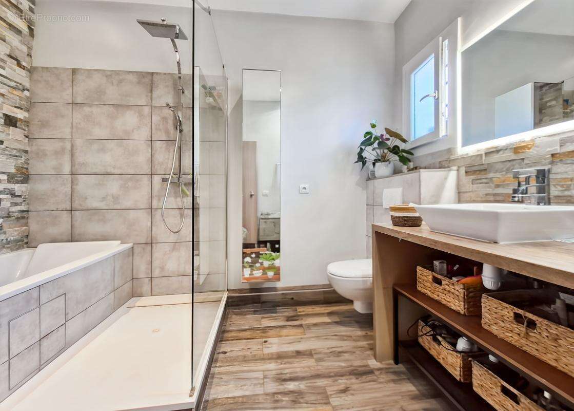 Maison à SAINT-RAPHAEL